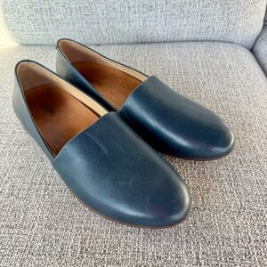 Dansko Larisa Blue Leather Flats  Loafers Size 40